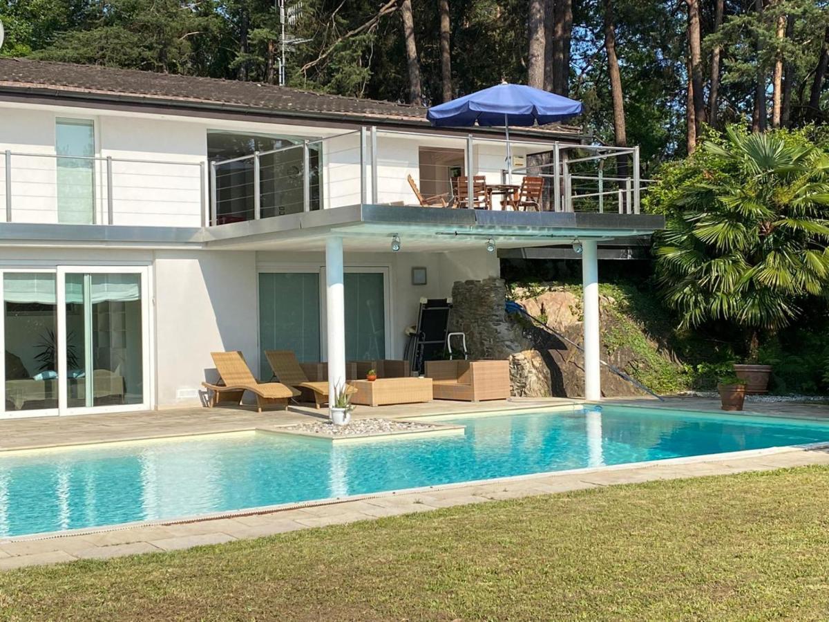 Villa Violetta Луино Экстерьер фото