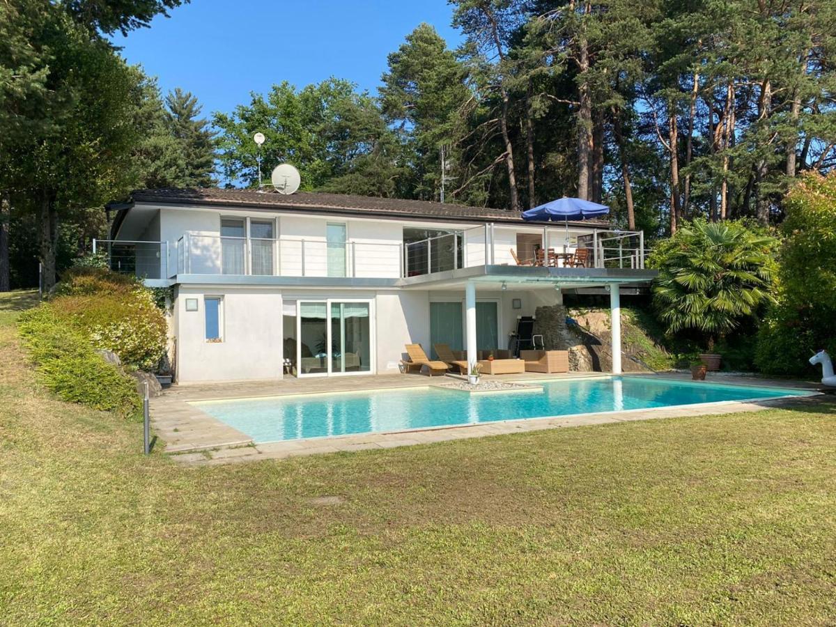 Villa Violetta Луино Экстерьер фото